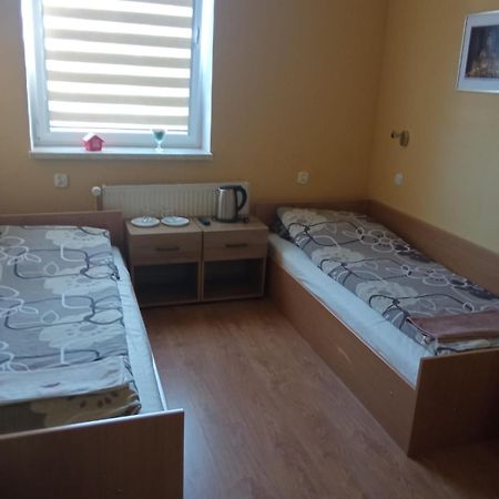 Motel Sportowy Osir יאבור מראה חיצוני תמונה