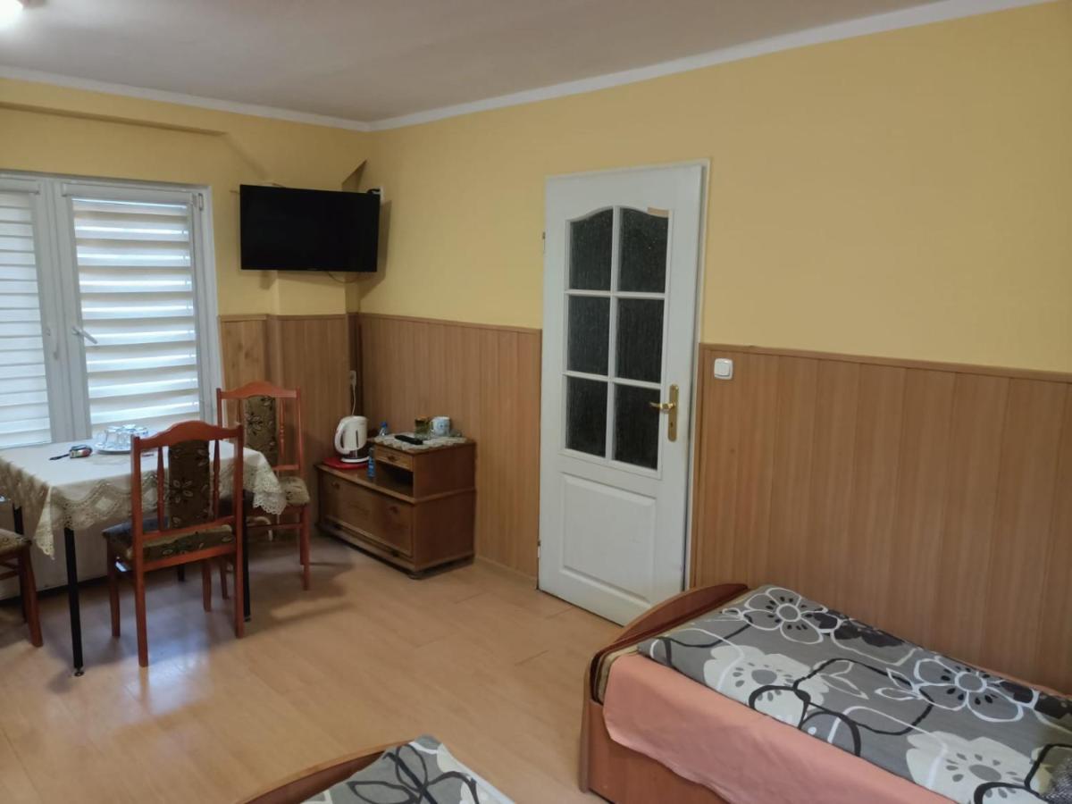Motel Sportowy Osir יאבור מראה חיצוני תמונה